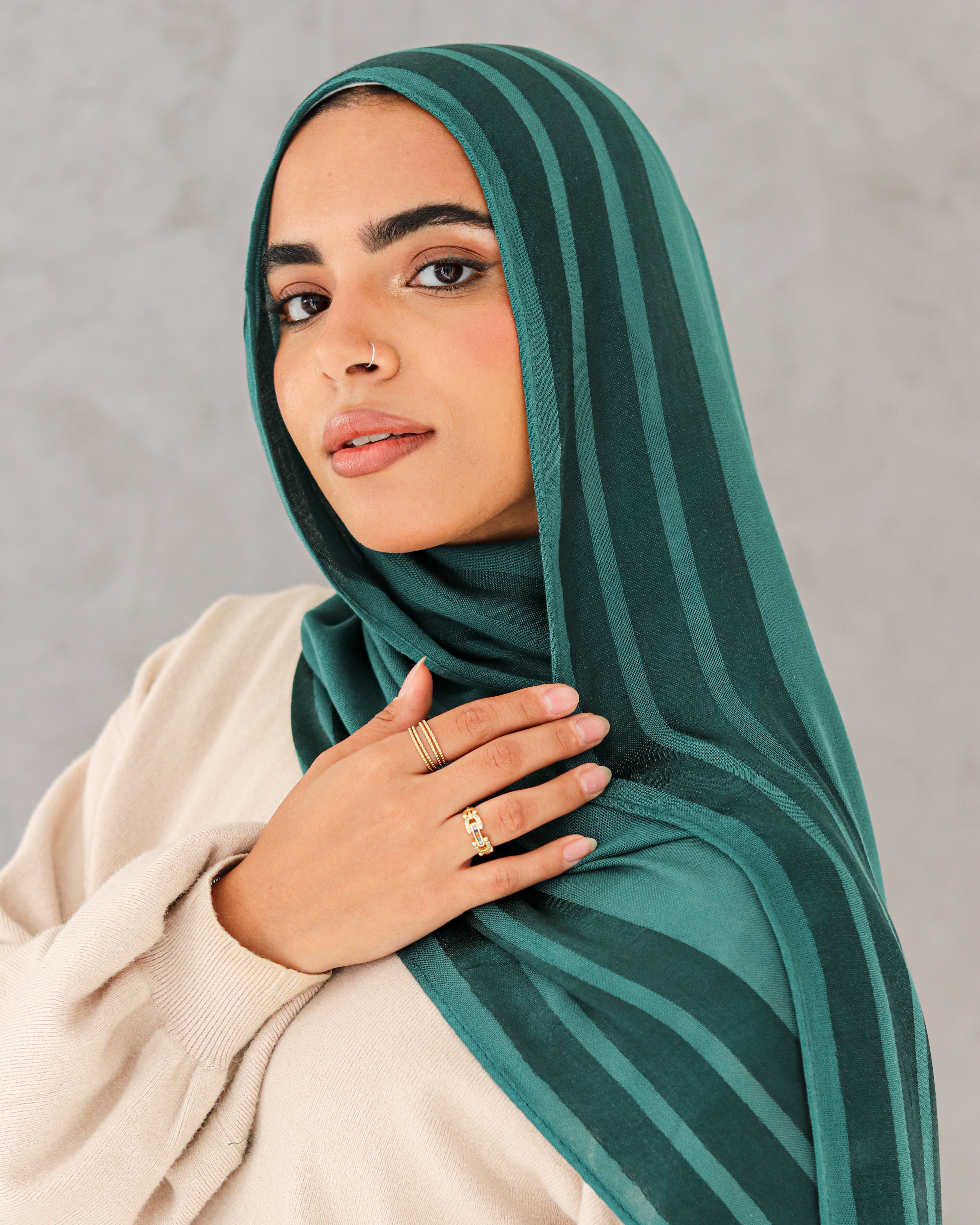 Dark Green Cotton X Satin Scarf